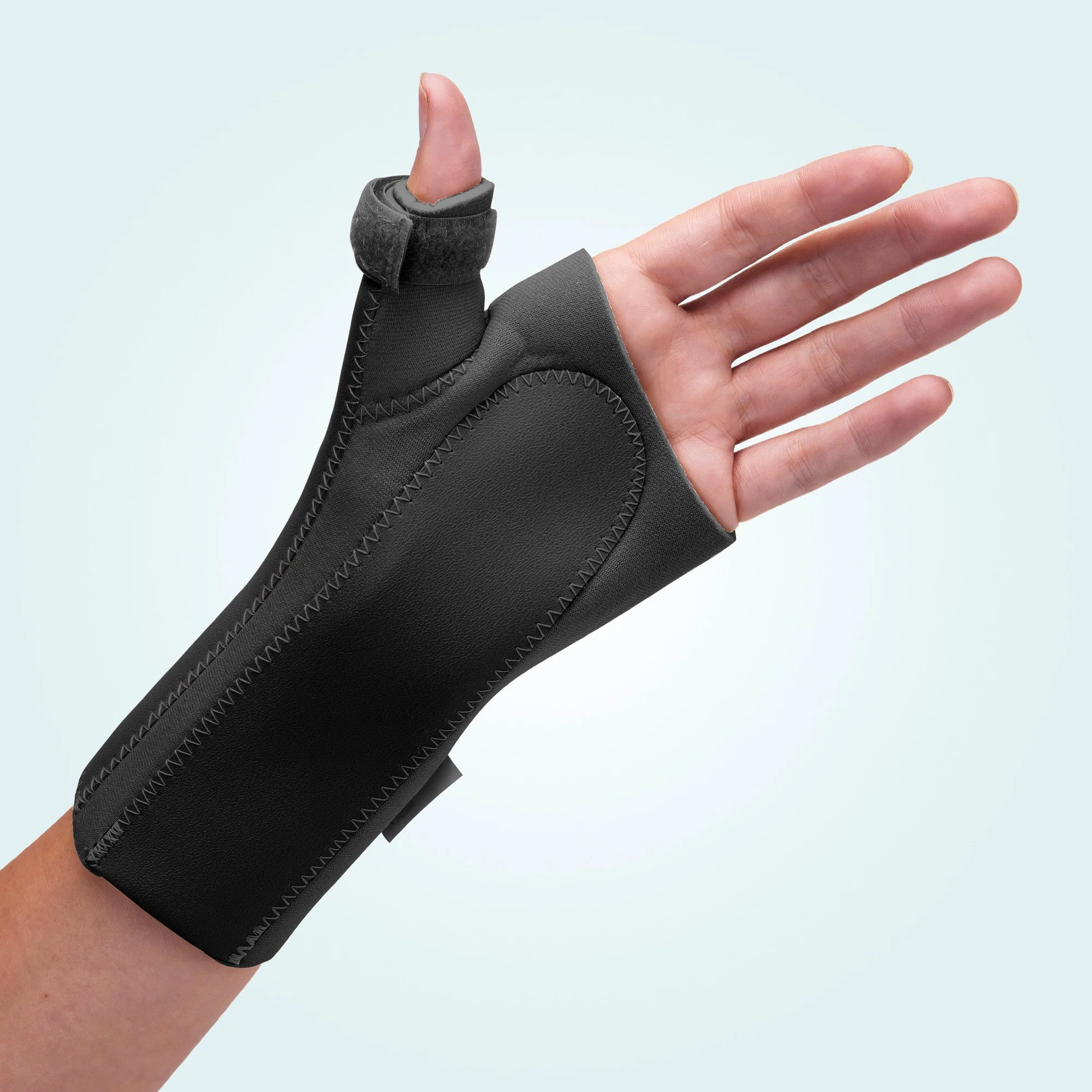 Wrist Brace with Thumb (Neoprene)